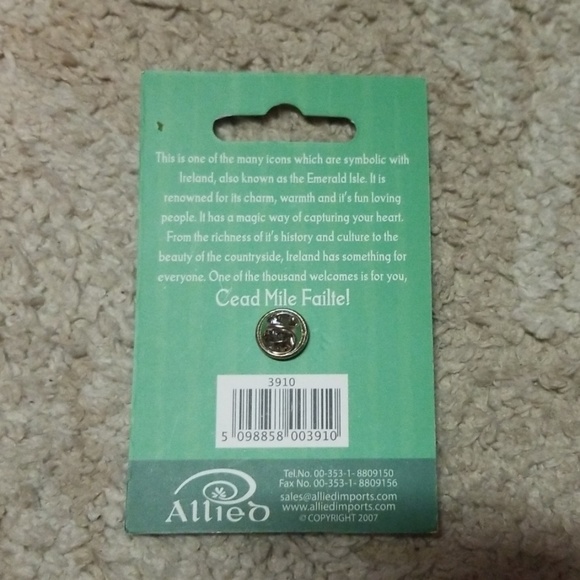 Shamrock Pin - Picture 2 of 2